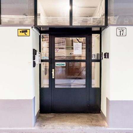 Bubbles Apartment Будапеща Екстериор снимка