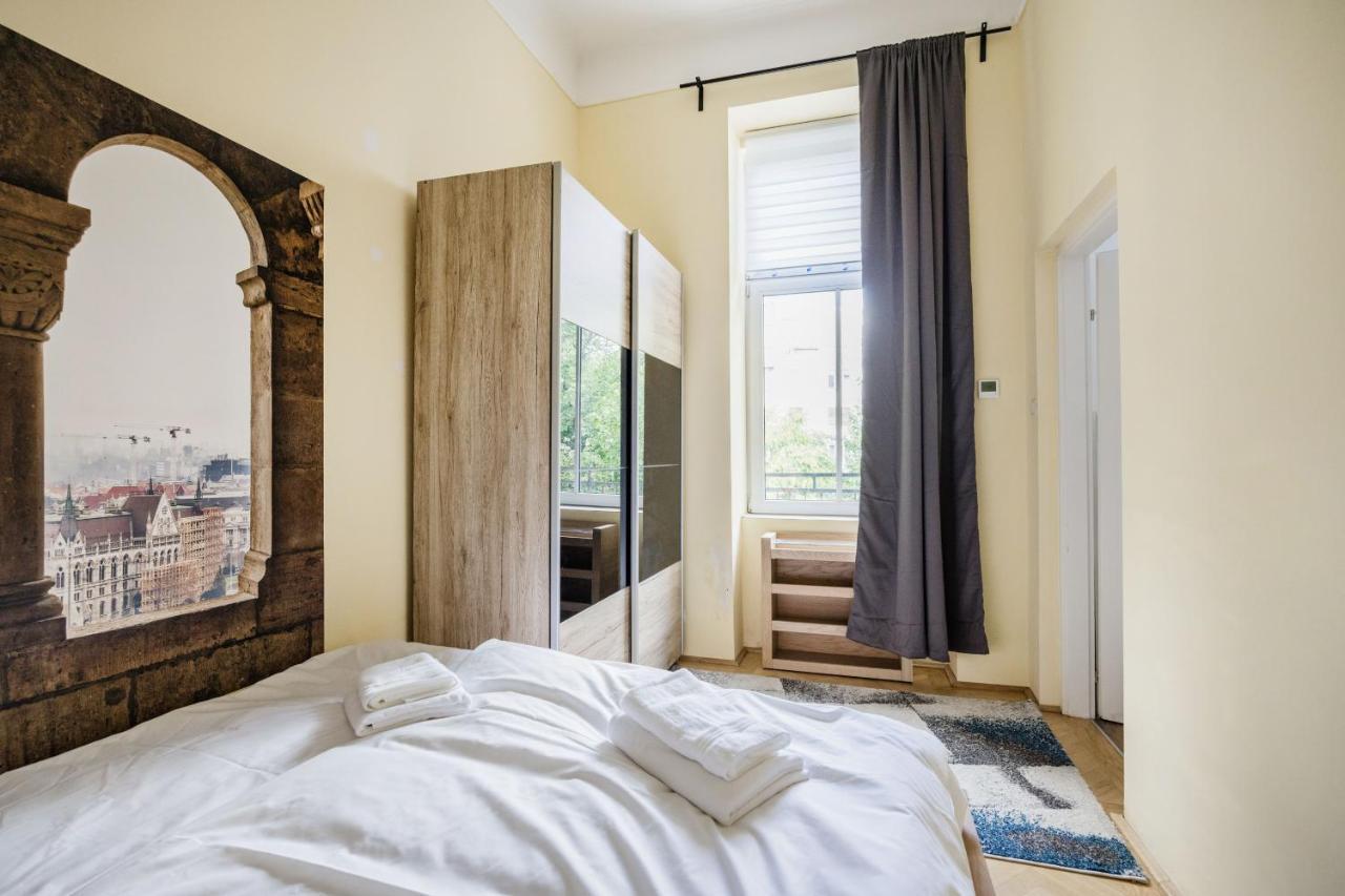 Bubbles Apartment Будапеща Екстериор снимка